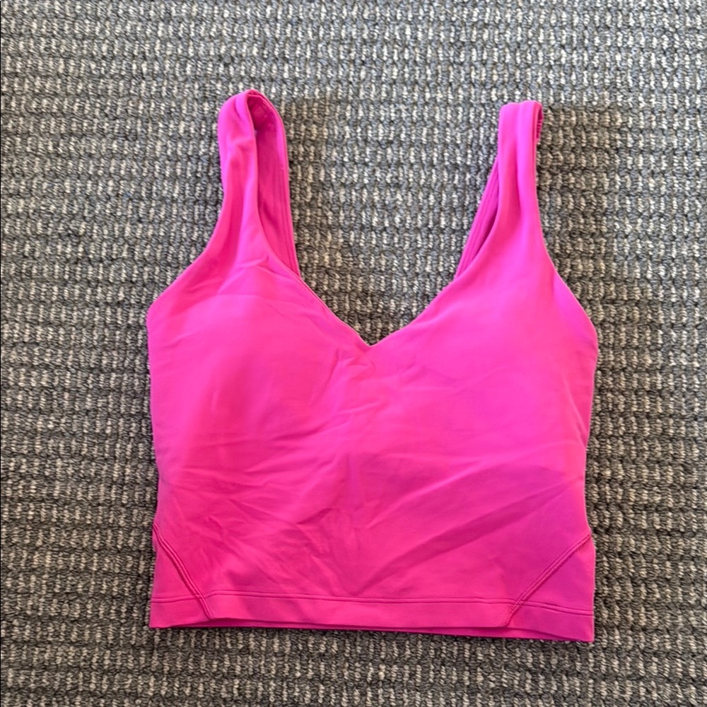 Lululemon size 2 shirt